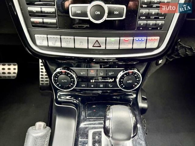 Черный Мерседес Г-Класс, объемом двигателя 4 л и пробегом 123 тыс. км за 67777 $, фото 35 на Automoto.ua