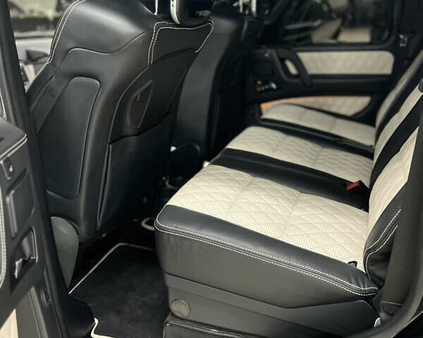 Чорний Мерседес Г-Клас, об'ємом двигуна 5.46 л та пробігом 86 тис. км за 70000 $, фото 22 на Automoto.ua