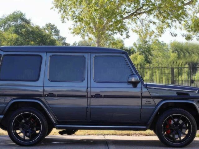 Черный Мерседес Г-Класс, объемом двигателя 6 л и пробегом 66 тыс. км за 4500 $, фото 2 на Automoto.ua