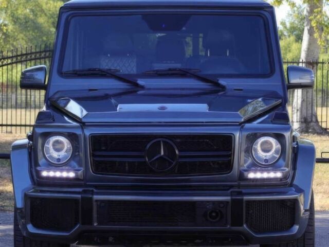 Черный Мерседес Г-Класс, объемом двигателя 6 л и пробегом 66 тыс. км за 4500 $, фото 1 на Automoto.ua