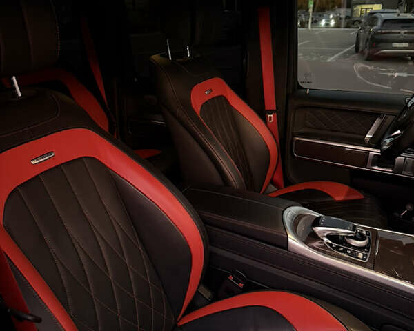 Мерседес Г-Класс 2018 в Одессе на Automoto.ua Черный Мерседес Г-Класс, объемом двигателя 4 л и пробегом 73 тыс. км за 159000 $, фото 18 на Automoto.ua