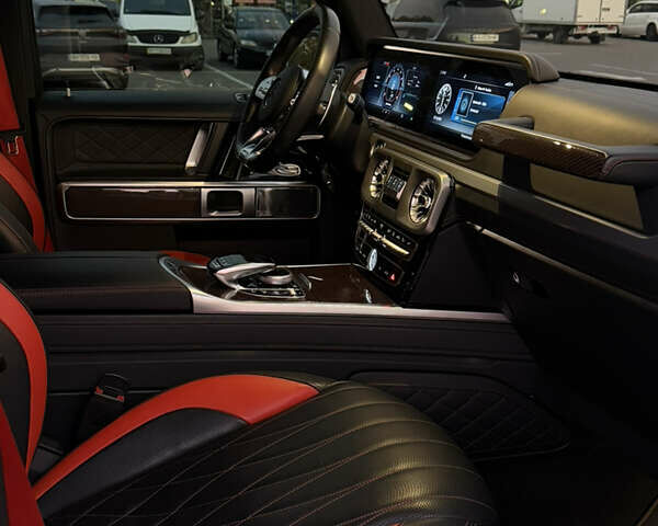 Мерседес Г-Класс 2018 в Одессе на Automoto.ua Черный Мерседес Г-Класс, объемом двигателя 4 л и пробегом 73 тыс. км за 159000 $, фото 16 на Automoto.ua