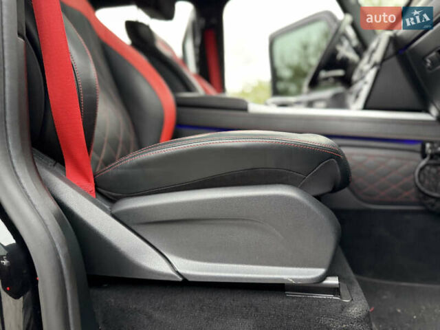 Черный Мерседес Г-Класс, объемом двигателя 3.98 л и пробегом 100 тыс. км за 128900 $, фото 87 на Automoto.ua