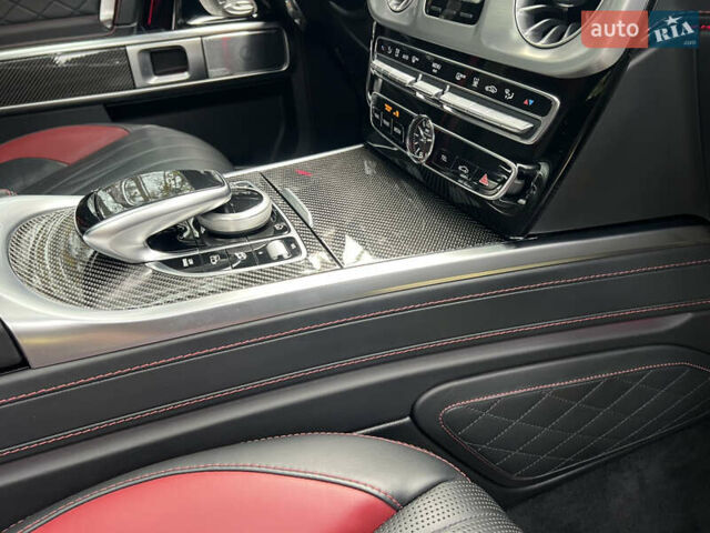 Черный Мерседес Г-Класс, объемом двигателя 4 л и пробегом 66 тыс. км за 169000 $, фото 227 на Automoto.ua