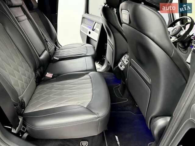 Черный Мерседес Г-Класс, объемом двигателя 3.98 л и пробегом 19 тыс. км за 199800 $, фото 38 на Automoto.ua