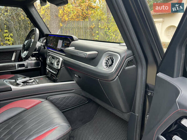 Черный Мерседес Г-Класс, объемом двигателя 4 л и пробегом 66 тыс. км за 169000 $, фото 209 на Automoto.ua