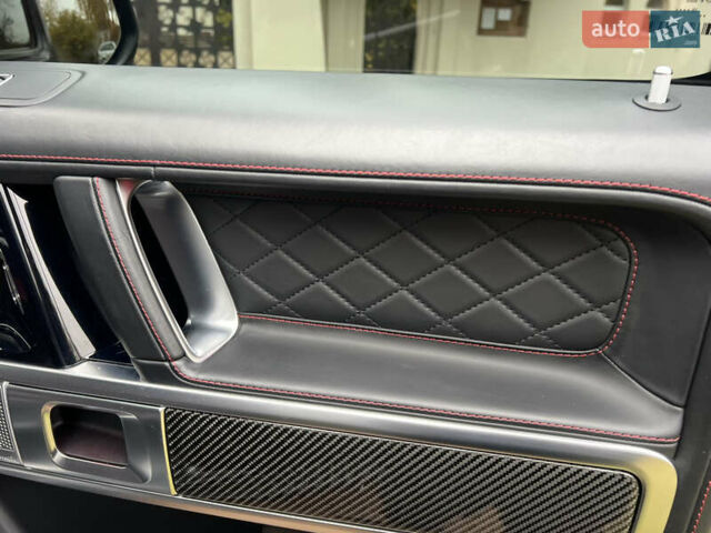 Черный Мерседес Г-Класс, объемом двигателя 4 л и пробегом 66 тыс. км за 169000 $, фото 203 на Automoto.ua