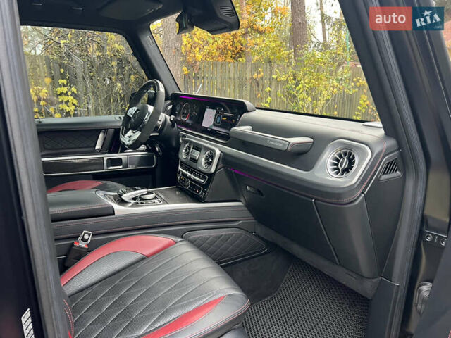Черный Мерседес Г-Класс, объемом двигателя 4 л и пробегом 66 тыс. км за 169000 $, фото 201 на Automoto.ua