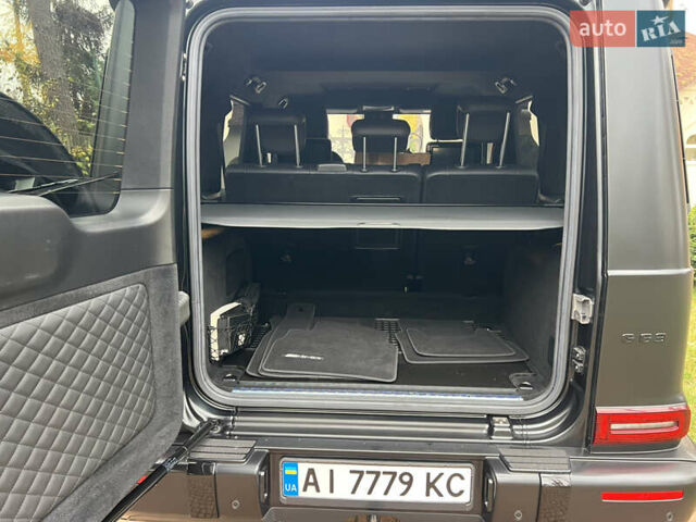 Черный Мерседес Г-Класс, объемом двигателя 4 л и пробегом 66 тыс. км за 169000 $, фото 95 на Automoto.ua