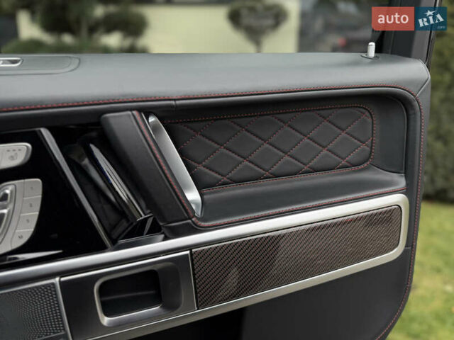 Черный Мерседес Г-Класс, объемом двигателя 3.98 л и пробегом 95 тыс. км за 144900 $, фото 89 на Automoto.ua