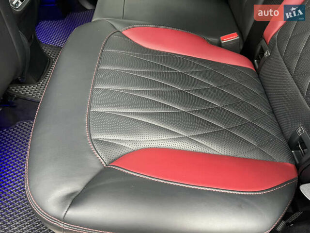 Черный Мерседес Г-Класс, объемом двигателя 4 л и пробегом 66 тыс. км за 169000 $, фото 173 на Automoto.ua