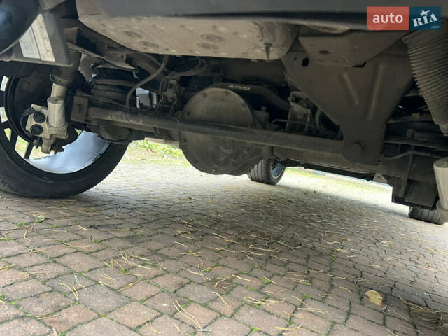 Черный Мерседес Г-Класс, объемом двигателя 4 л и пробегом 66 тыс. км за 169000 $, фото 89 на Automoto.ua