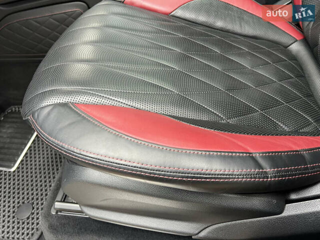 Черный Мерседес Г-Класс, объемом двигателя 4 л и пробегом 66 тыс. км за 169000 $, фото 127 на Automoto.ua