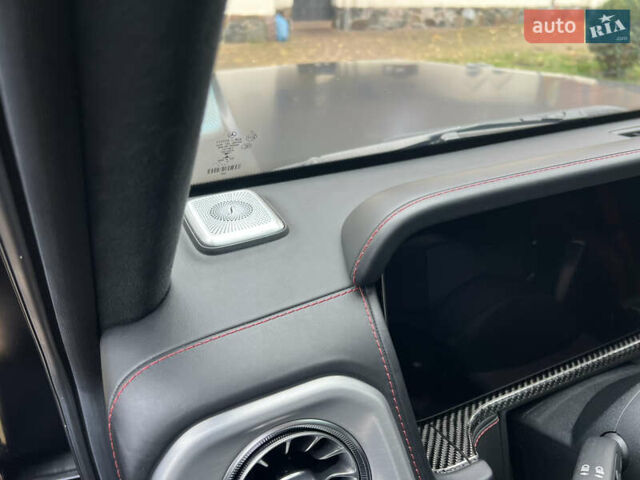 Черный Мерседес Г-Класс, объемом двигателя 4 л и пробегом 66 тыс. км за 169000 $, фото 134 на Automoto.ua