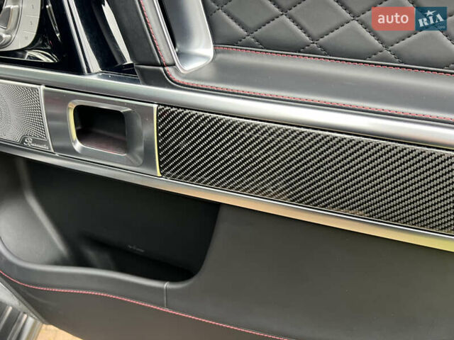 Черный Мерседес Г-Класс, объемом двигателя 4 л и пробегом 66 тыс. км за 169000 $, фото 204 на Automoto.ua