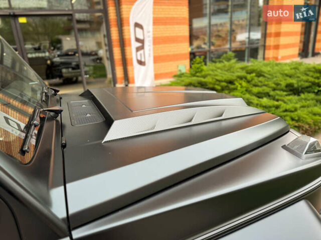 Черный Мерседес Г-Класс, объемом двигателя 3.98 л и пробегом 9 тыс. км за 330000 $, фото 7 на Automoto.ua