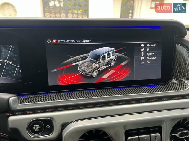 Черный Мерседес Г-Класс, объемом двигателя 4 л и пробегом 66 тыс. км за 169000 $, фото 239 на Automoto.ua