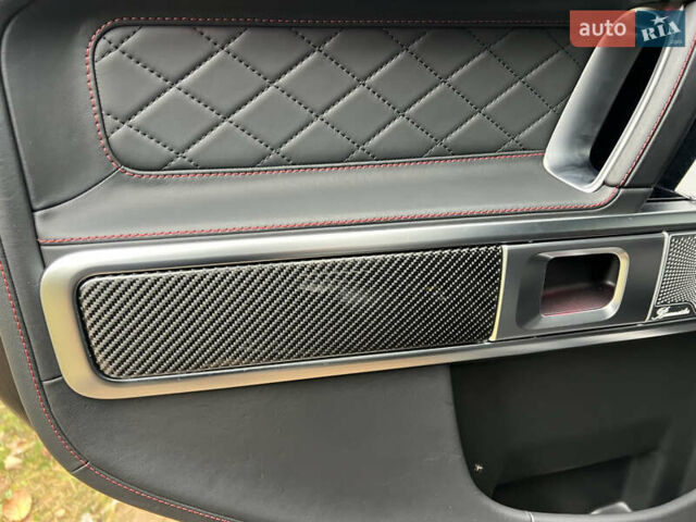 Черный Мерседес Г-Класс, объемом двигателя 4 л и пробегом 66 тыс. км за 169000 $, фото 167 на Automoto.ua