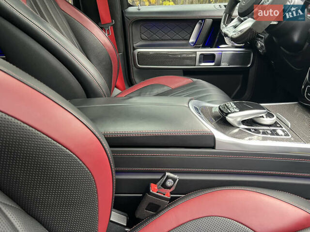 Черный Мерседес Г-Класс, объемом двигателя 4 л и пробегом 66 тыс. км за 169000 $, фото 217 на Automoto.ua