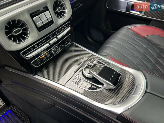 Черный Мерседес Г-Класс, объемом двигателя 4 л и пробегом 66 тыс. км за 169000 $, фото 144 на Automoto.ua