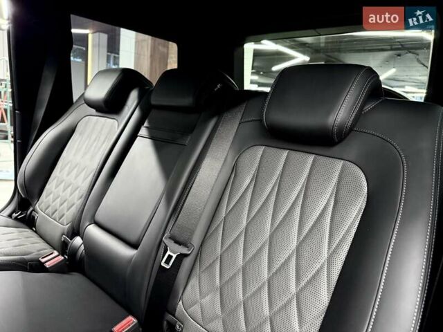 Черный Мерседес Г-Класс, объемом двигателя 3.98 л и пробегом 19 тыс. км за 199800 $, фото 51 на Automoto.ua