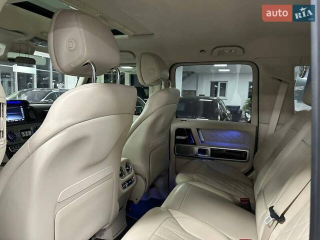 Черный Мерседес Г-Класс, объемом двигателя 3.98 л и пробегом 88 тыс. км за 149000 $, фото 14 на Automoto.ua