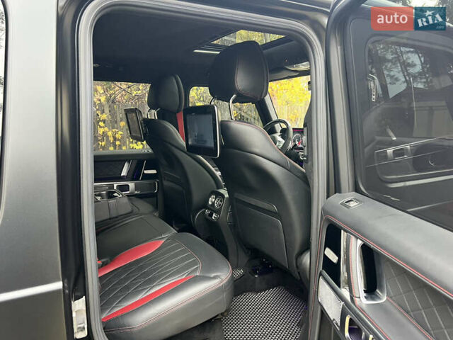 Черный Мерседес Г-Класс, объемом двигателя 4 л и пробегом 66 тыс. км за 169000 $, фото 183 на Automoto.ua