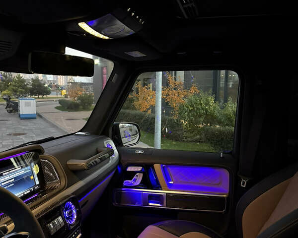 Черный Мерседес Г-Класс, объемом двигателя 3.98 л и пробегом 40 тыс. км за 218000 $, фото 29 на Automoto.ua