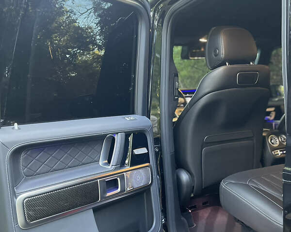 Черный Мерседес Г-Класс, объемом двигателя 3.98 л и пробегом 89 тыс. км за 177000 $, фото 35 на Automoto.ua