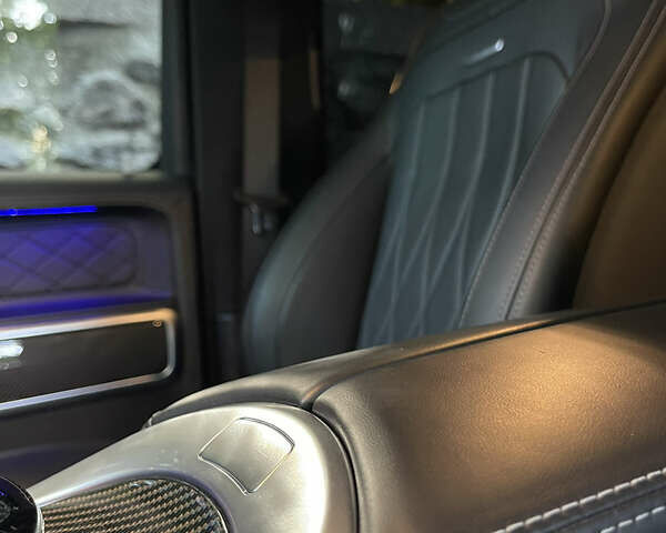Черный Мерседес Г-Класс, объемом двигателя 3.98 л и пробегом 89 тыс. км за 177000 $, фото 15 на Automoto.ua