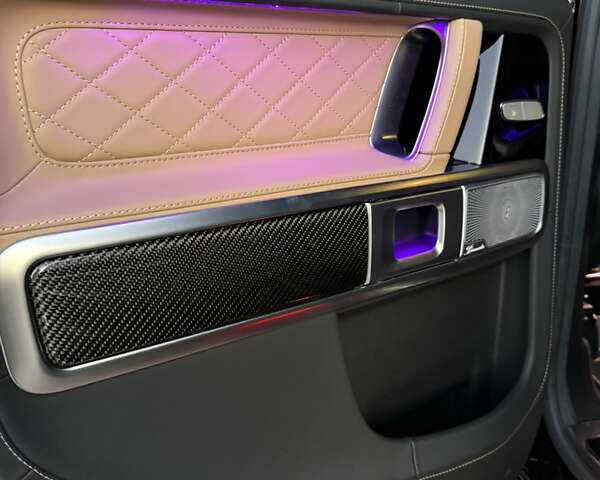 Черный Мерседес Г-Класс, объемом двигателя 3.98 л и пробегом 40 тыс. км за 218000 $, фото 27 на Automoto.ua