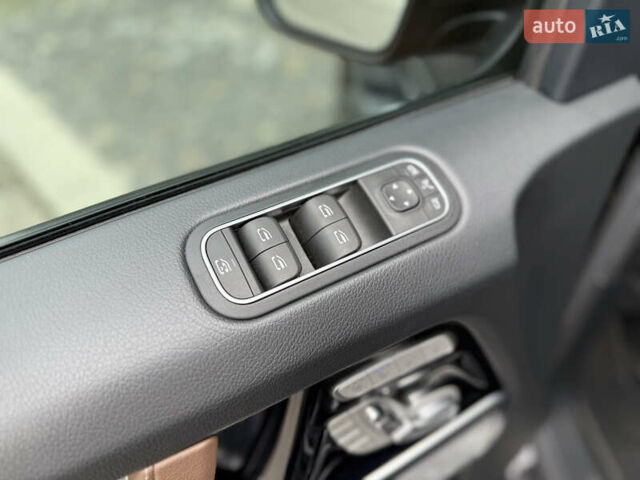 Черный Мерседес Г-Класс, объемом двигателя 3.98 л и пробегом 59 тыс. км за 153999 $, фото 29 на Automoto.ua