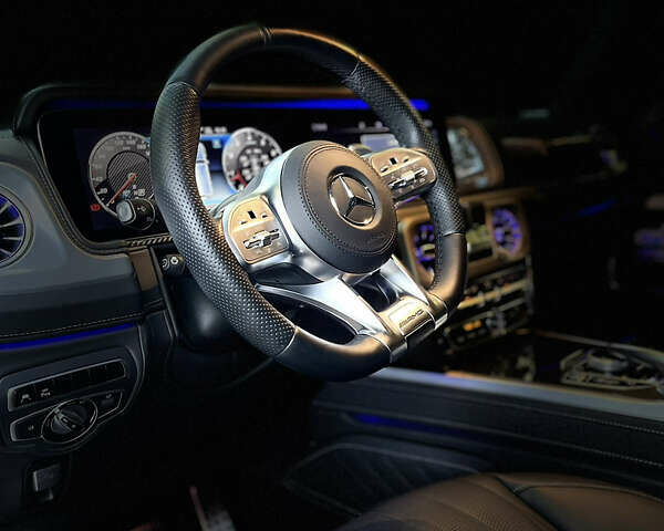 Черный Мерседес Г-Класс, объемом двигателя 3.98 л и пробегом 89 тыс. км за 177000 $, фото 7 на Automoto.ua