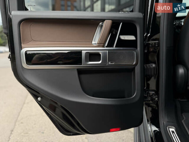 Черный Мерседес Г-Класс, объемом двигателя 3.98 л и пробегом 59 тыс. км за 153999 $, фото 65 на Automoto.ua