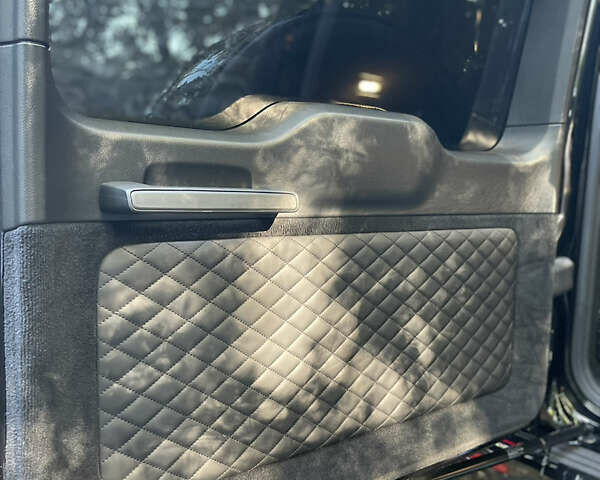 Черный Мерседес Г-Класс, объемом двигателя 3.98 л и пробегом 89 тыс. км за 177000 $, фото 39 на Automoto.ua