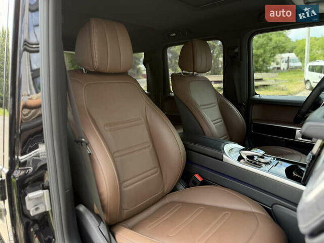 Черный Мерседес Г-Класс, объемом двигателя 3.98 л и пробегом 59 тыс. км за 153999 $, фото 85 на Automoto.ua