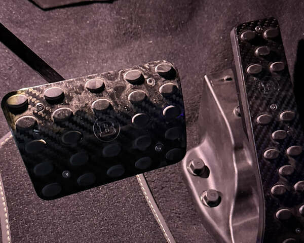 Черный Мерседес Г-Класс, объемом двигателя 3.98 л и пробегом 40 тыс. км за 218000 $, фото 31 на Automoto.ua