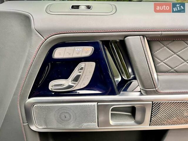 Черный Мерседес Г-Класс, объемом двигателя 3.98 л и пробегом 180 тыс. км за 139999 $, фото 59 на Automoto.ua