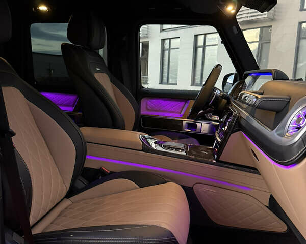 Черный Мерседес Г-Класс, объемом двигателя 3.98 л и пробегом 40 тыс. км за 218000 $, фото 18 на Automoto.ua