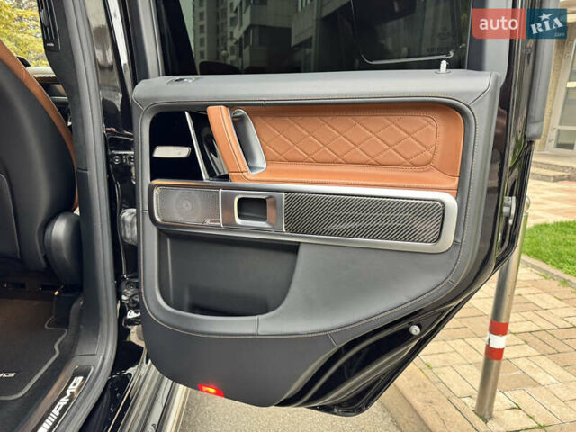 Черный Мерседес Г-Класс, объемом двигателя 3.98 л и пробегом 41 тыс. км за 183000 $, фото 22 на Automoto.ua