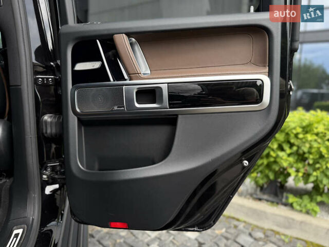 Черный Мерседес Г-Класс, объемом двигателя 3.98 л и пробегом 59 тыс. км за 153999 $, фото 76 на Automoto.ua