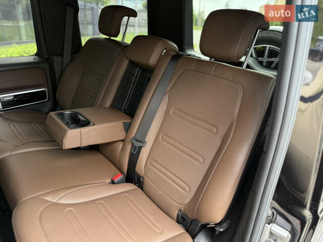 Черный Мерседес Г-Класс, объемом двигателя 3.98 л и пробегом 59 тыс. км за 153999 $, фото 69 на Automoto.ua