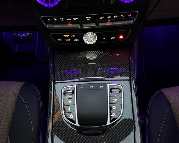 Черный Мерседес Г-Класс, объемом двигателя 3.98 л и пробегом 40 тыс. км за 218000 $, фото 24 на Automoto.ua