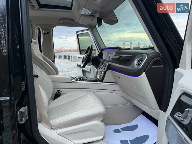 Черный Мерседес Г-Класс, объемом двигателя 3.98 л и пробегом 49 тыс. км за 189999 $, фото 108 на Automoto.ua