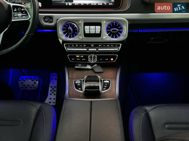 Черный Мерседес Г-Класс, объемом двигателя 3 л и пробегом 89 тыс. км за 179000 $, фото 89 на Automoto.ua