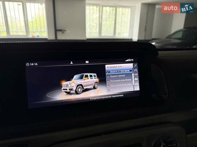 Черный Мерседес Г-Класс, объемом двигателя 3.98 л и пробегом 49 тыс. км за 189999 $, фото 155 на Automoto.ua