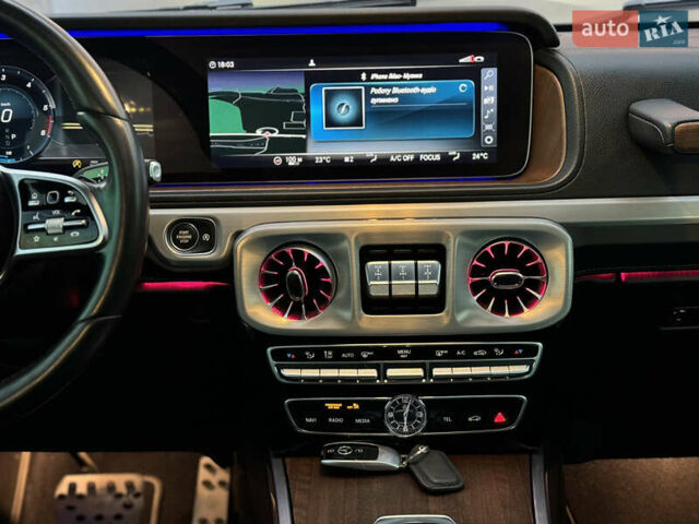 Черный Мерседес Г-Класс, объемом двигателя 3 л и пробегом 89 тыс. км за 179000 $, фото 97 на Automoto.ua