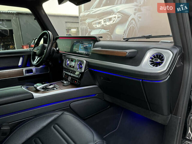 Черный Мерседес Г-Класс, объемом двигателя 3 л и пробегом 108 тыс. км за 165500 $, фото 49 на Automoto.ua