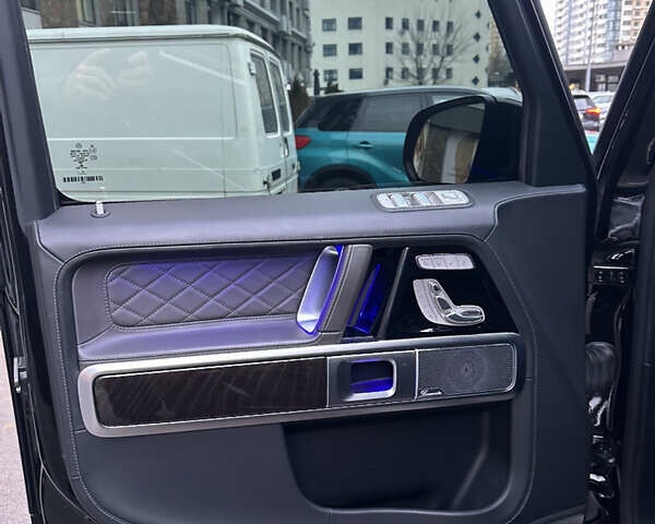 Чорний Мерседес Г-Клас, об'ємом двигуна 3.98 л та пробігом 43 тис. км за 158000 $, фото 15 на Automoto.ua