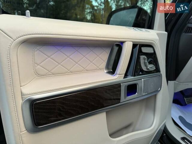 Черный Мерседес Г-Класс, объемом двигателя 3.98 л и пробегом 49 тыс. км за 189999 $, фото 76 на Automoto.ua